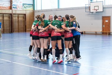 Bild 331 - wBJ HSG Kremperheide/Muensterdorf - HSG Joerl-Doppeleiche Vioel : Ergebnis: 34:23